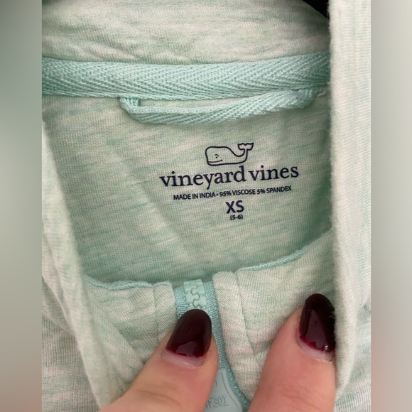 Vineyard Vines kids pullover size xs - Picture 4 of 4